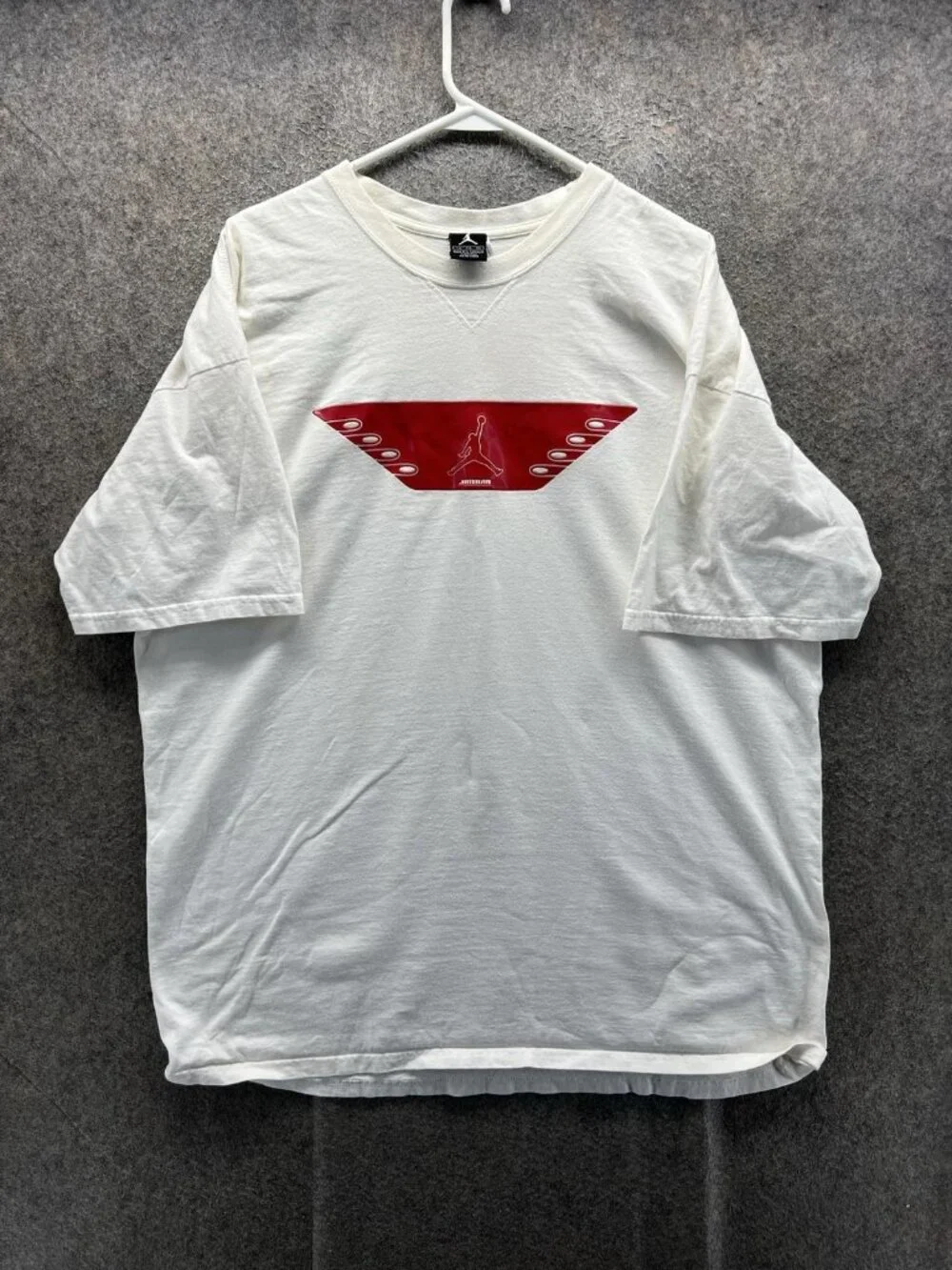 Jordan Shirt Mens 2XL White Jumpman Logo Graphic Tee Basketball Sports Crewneck